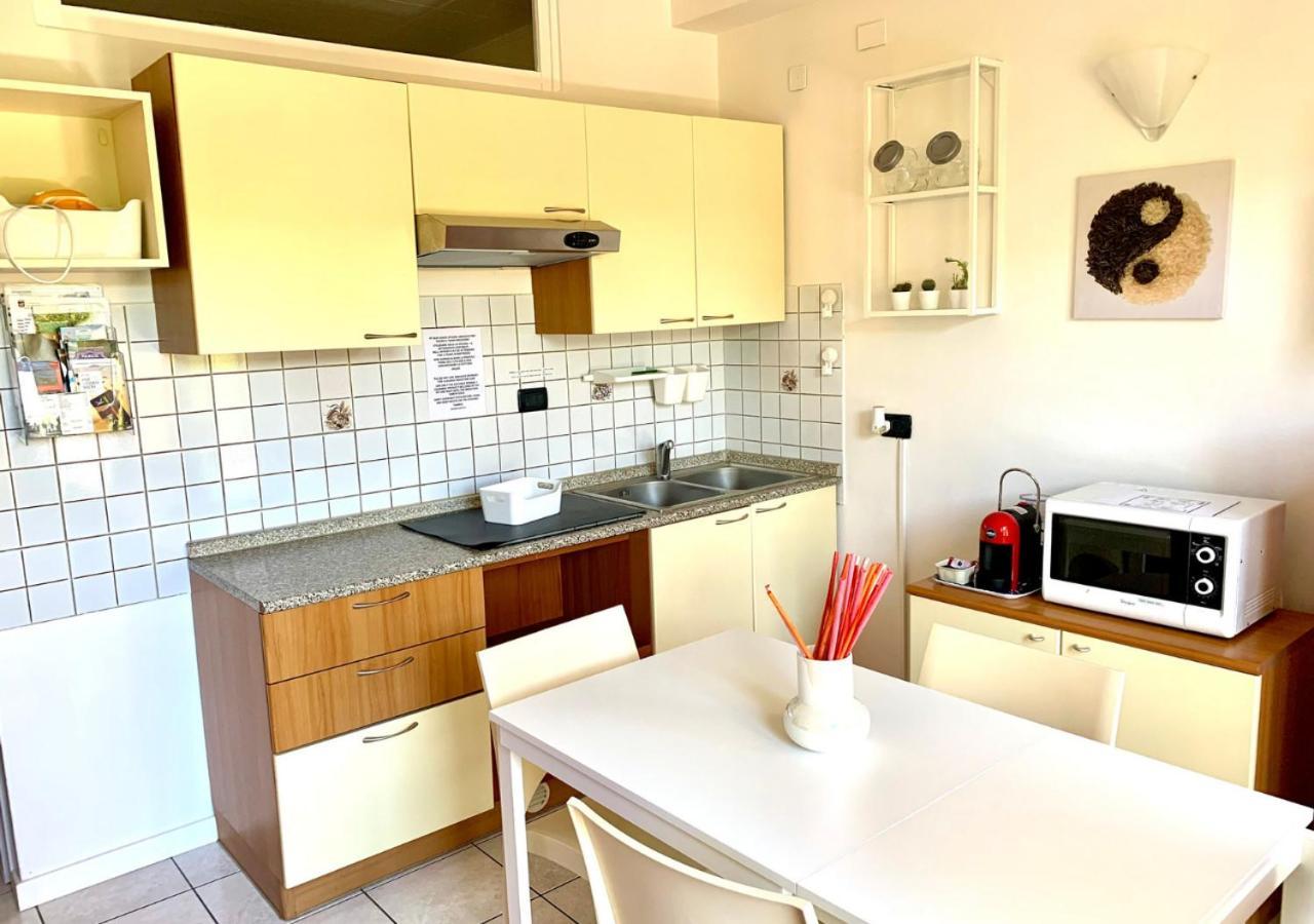 Gardalakeapartment A סירמיונה מראה חיצוני תמונה